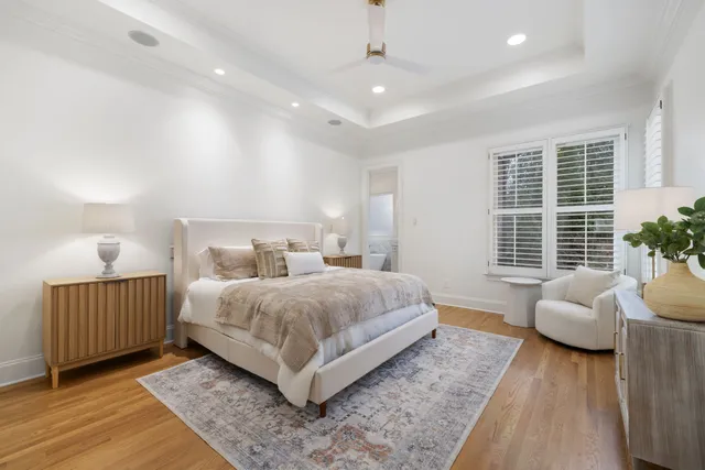 a view of a yard with a tree