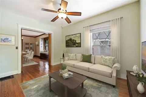 $495,000 | 3607 Campbell Street, Kansas City, MO 64109