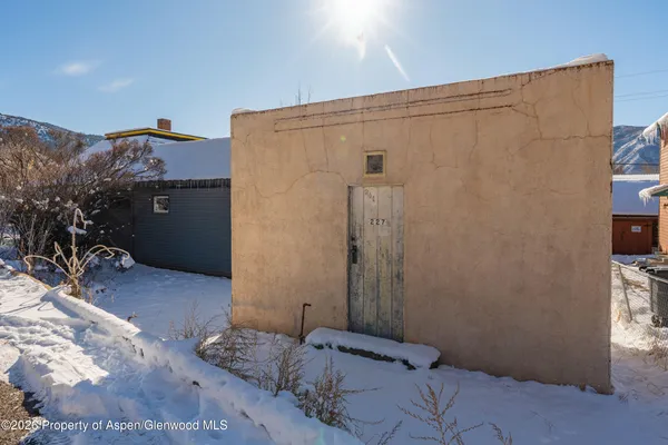a view of a walk in closet