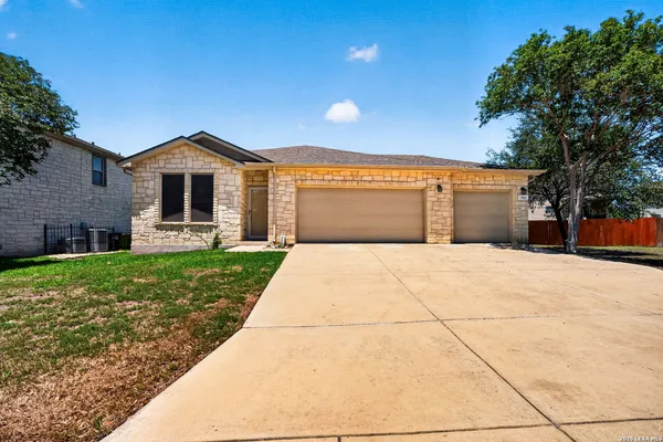$262,000 | 7811 Mcgowen Field, San Antonio, TX 78227