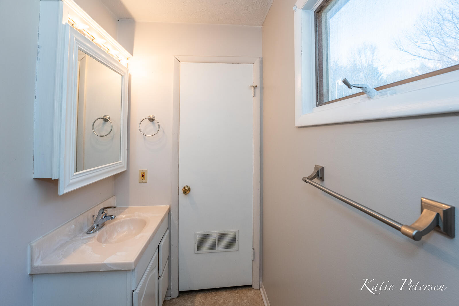 3501 15 Mile Road Northeast Cedar Springs, MI 49319 - Photo 20 of 34 3501 15 Mile-18