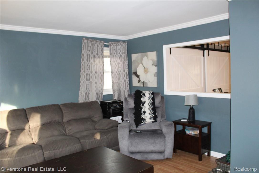 47194 Roland Street Utica, MI 48317 - Photo 4 of 13 IMG_6591.JPG