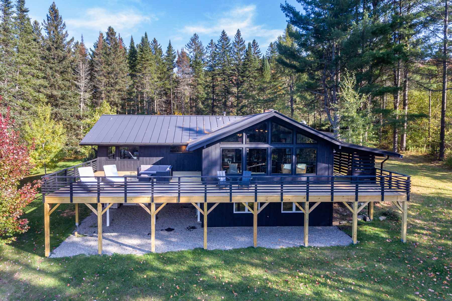 636 Upper Hollow Road Stowe, VT 05672 - Photo 3 of 40