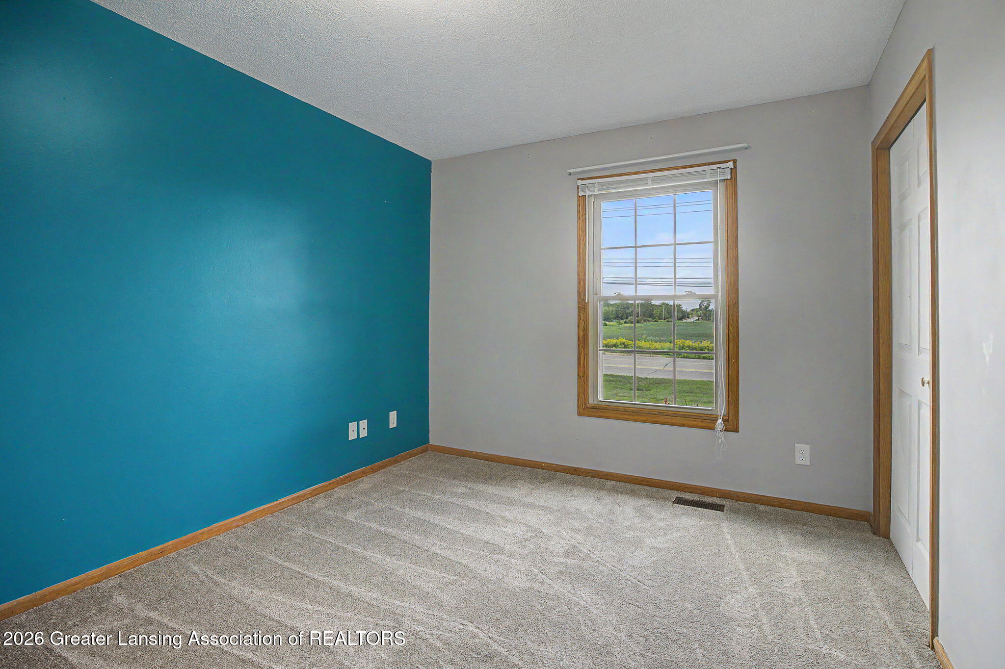 1815 South Canal Road Lansing, MI 48917 - Photo 15 of 34 14-web-or-mls-CQ1A9972