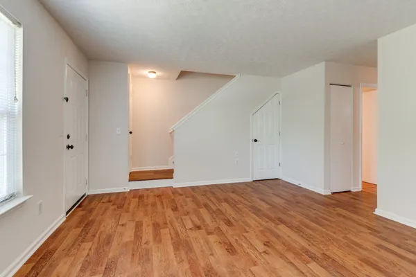 $1,700 | 104 Waterview Drive, Hendersonville, TN 37075