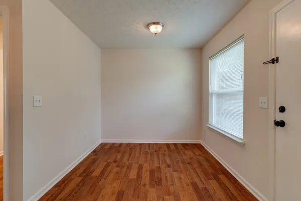 $1,700 | 104 Waterview Drive, Hendersonville, TN 37075