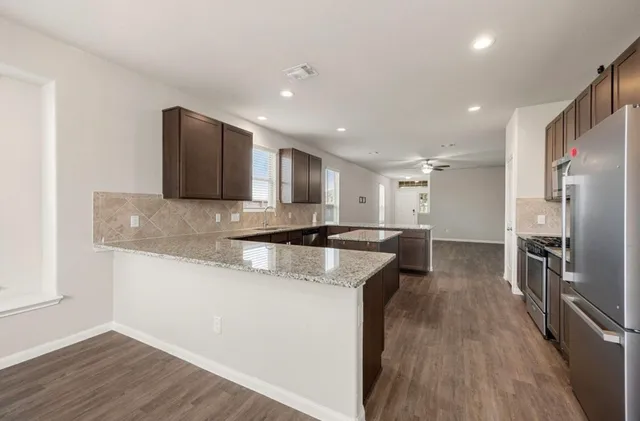 $2,700 | 17147 Devon Dogwood Trail, Richmond, TX 77407