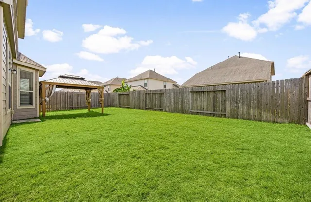 $2,700 | 17147 Devon Dogwood Trail, Richmond, TX 77407