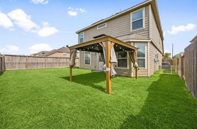 $2,700 | 17147 Devon Dogwood Trail, Richmond, TX 77407