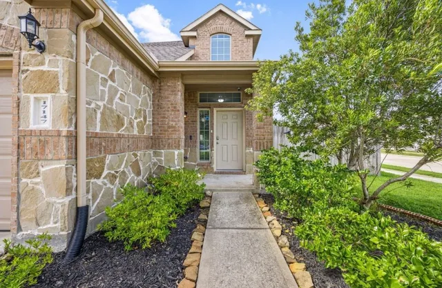$2,700 | 17147 Devon Dogwood Trail, Richmond, TX 77407