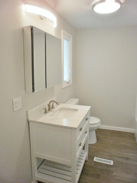 305 East McMurray Road Canonsburg, PA 15317 - Photo 15 of 24 a bathroom with a sink and a toilet