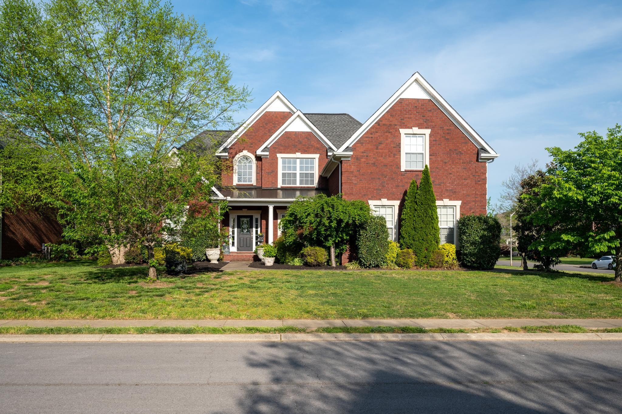 1304 St Ives Ct  