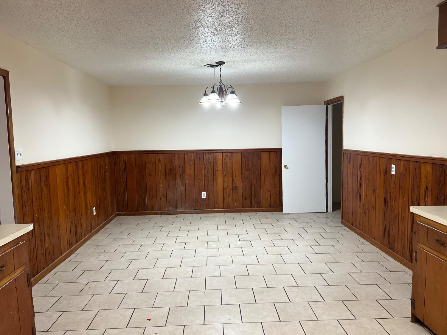 4405 48th Street Lubbock, TX 79414 - Photo 4 of 16 Photo 5