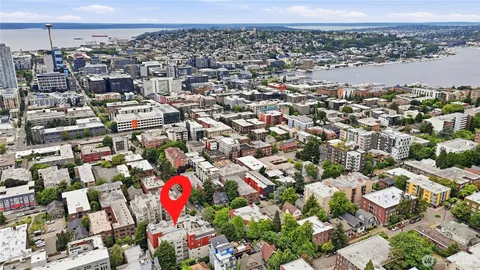 $349,950 | 232 Belmont Avenue East, Unit 202, Seattle, WA 98102