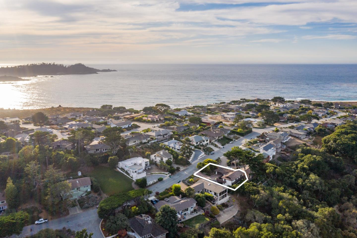2905 Ribera Road Carmel, CA 93923 - Photo 46 of 47 an aerial view of a city