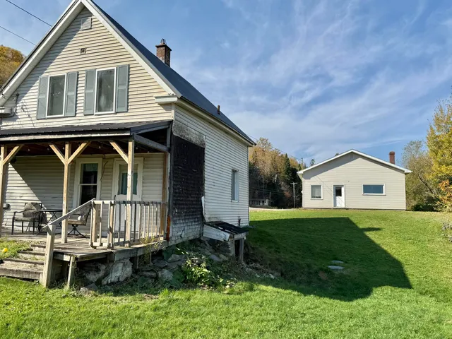 $179,000 | 500 Us Route 1, Van Buren, ME 04785