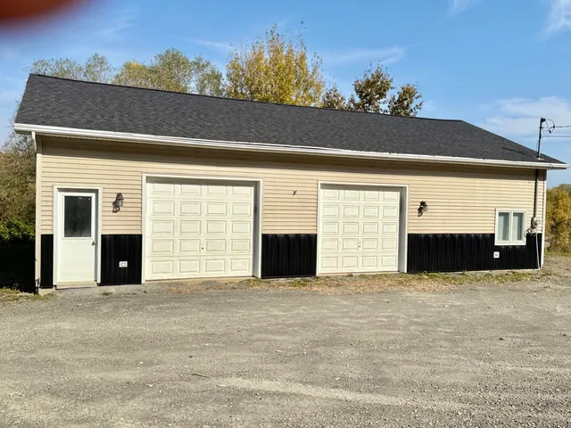 $179,000 | 500 Us Route 1, Van Buren, ME 04785