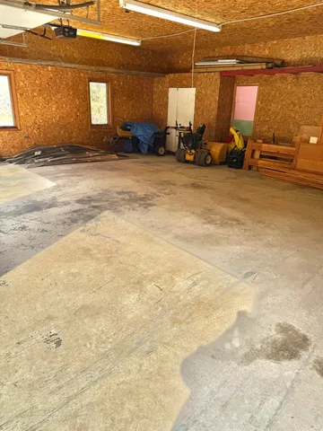 $179,000 | 500 Us Route 1, Van Buren, ME 04785