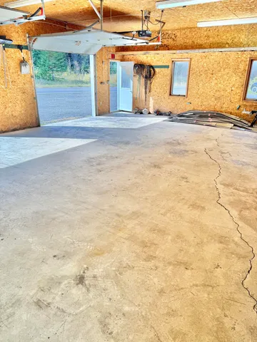 $179,000 | 500 Us Route 1, Van Buren, ME 04785