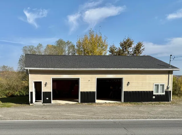 $179,000 | 500 Us Route 1, Van Buren, ME 04785