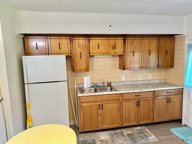 $179,000 | 500 Us Route 1, Van Buren, ME 04785