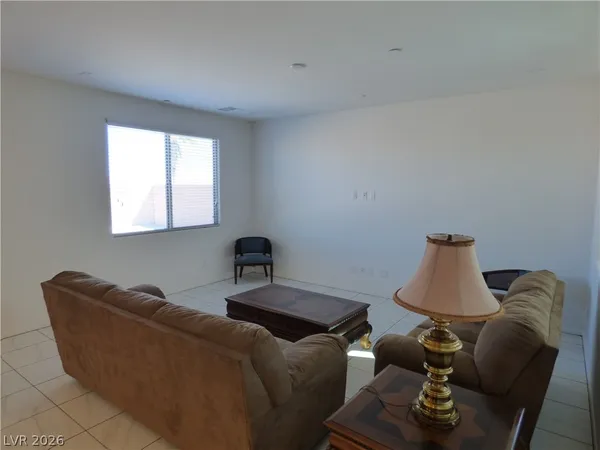 $2,720 | 1074 Valley Light Avenue, Henderson, NV 89011