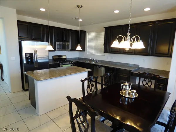 $2,720 | 1074 Valley Light Avenue, Henderson, NV 89011