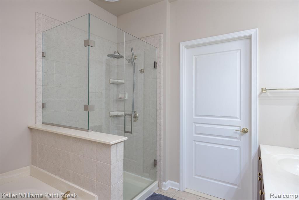 3710 Tremonte Circle, Unit 30 Rochester, MI 48306 - Photo 15 of 42