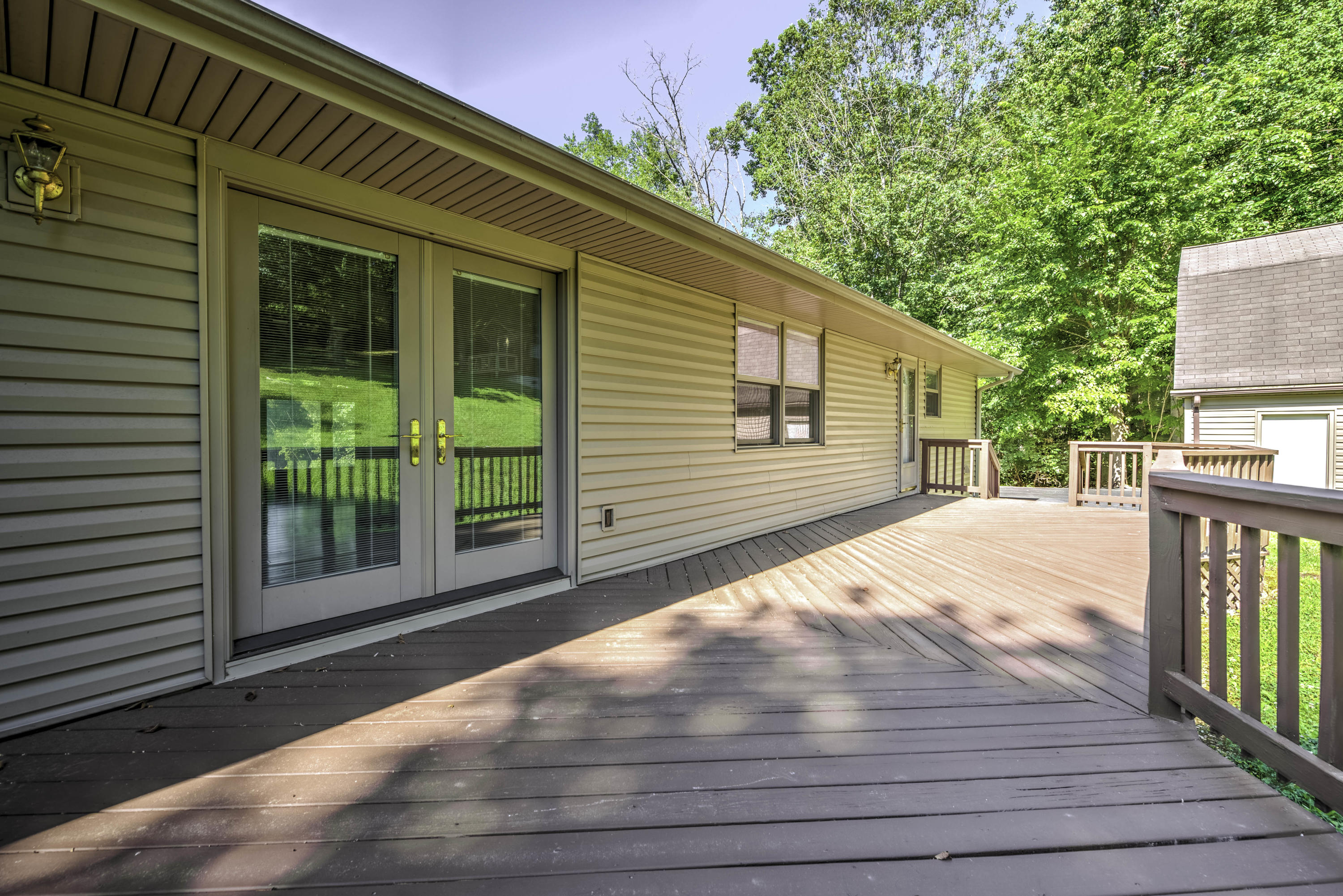 216 Lakeview Lane Oak Ridge, TN 37830 - Photo 28 of 37 216 Lakeview Ln 37830-28