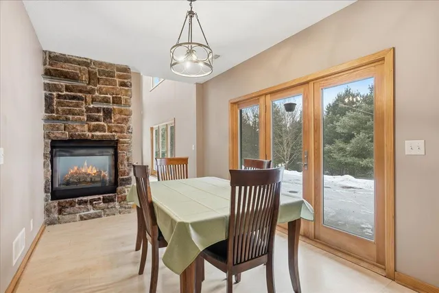 $549,900 | 1047 174th Street, Hammond, WI 54015