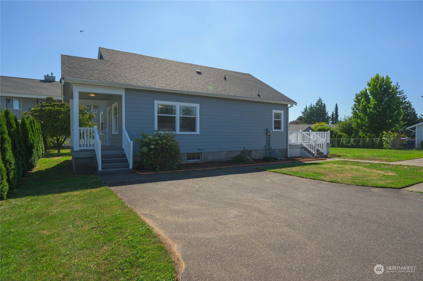 1136 Ridgeway Drive Lynden, WA 98264 - Photo 3 of 26 Gallery Image 3