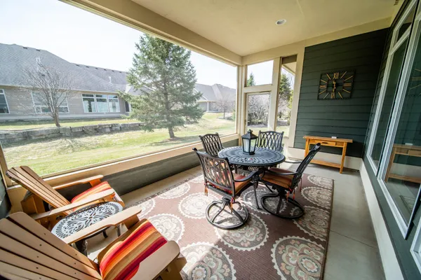 $685,500 | 3848 Berkshire Road Southwest, Rochester, MN 55902