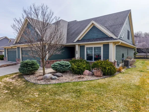 $685,500 | 3848 Berkshire Road Southwest, Rochester, MN 55902