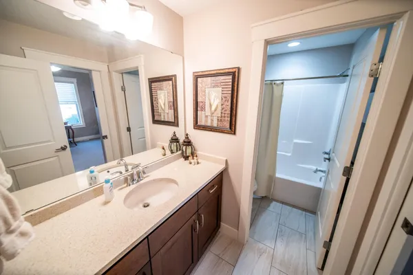 $685,500 | 3848 Berkshire Road Southwest, Rochester, MN 55902