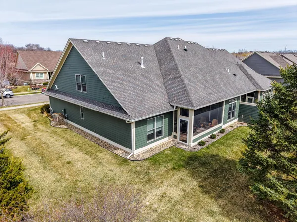 $685,500 | 3848 Berkshire Road Southwest, Rochester, MN 55902