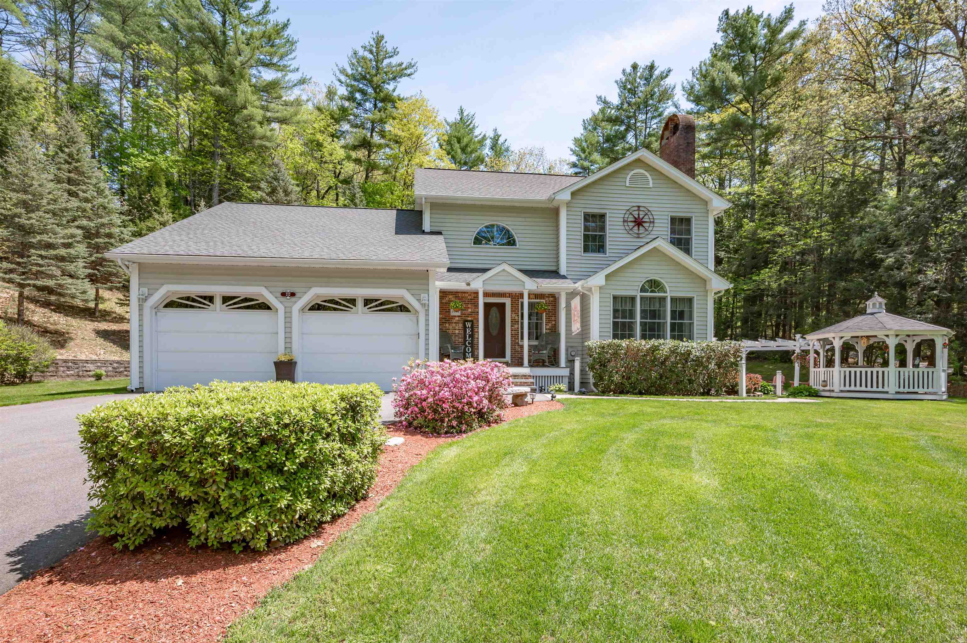 212 Gorham Pond Road Goffstown, NH 03045 - Photo 2 of 32 Gallery Image 2