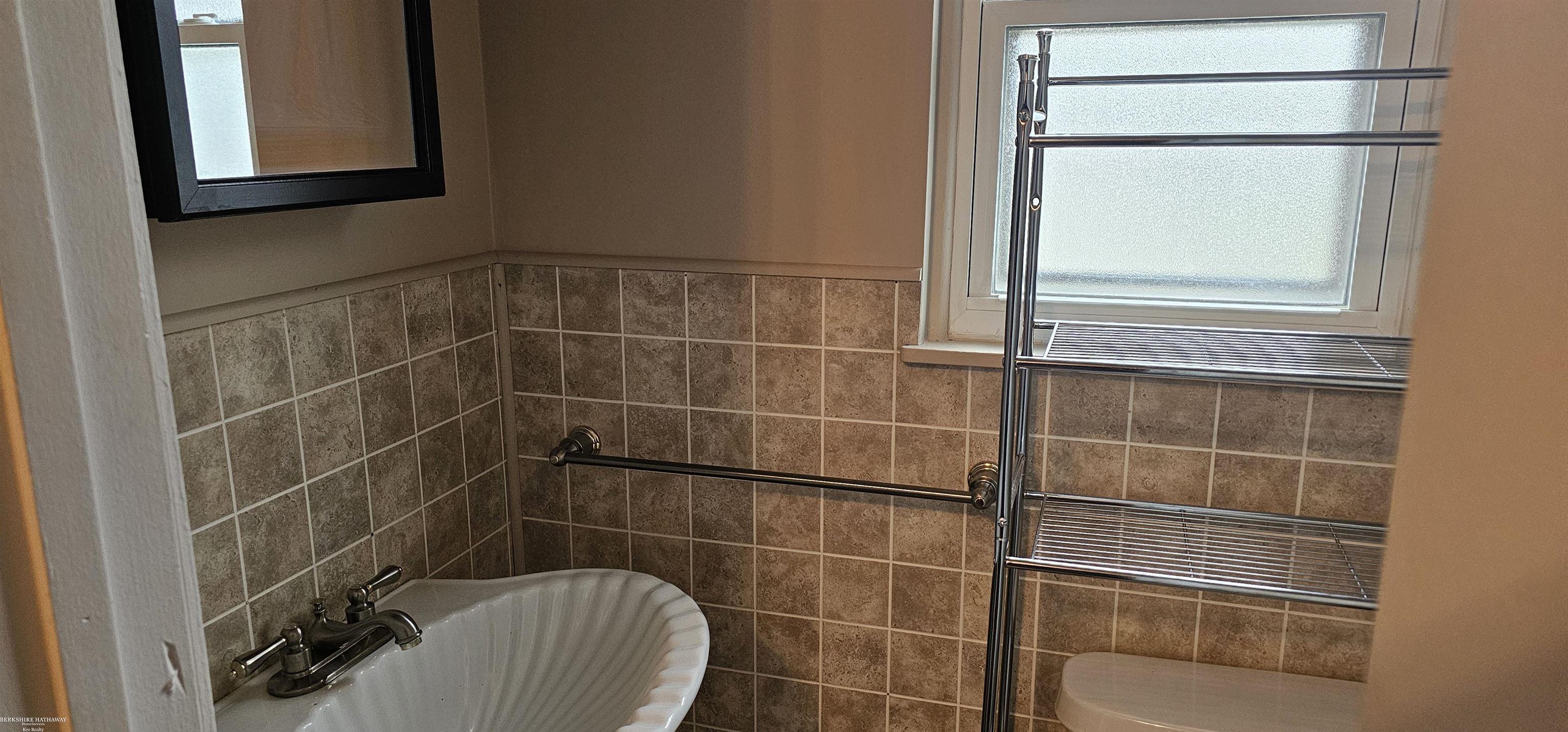 4135 Neuman Road St. Clair, MI 48079 - Photo 27 of 28 50163495-b8ed6823-b814-434a-9e50-8dcba3bae239.JPG