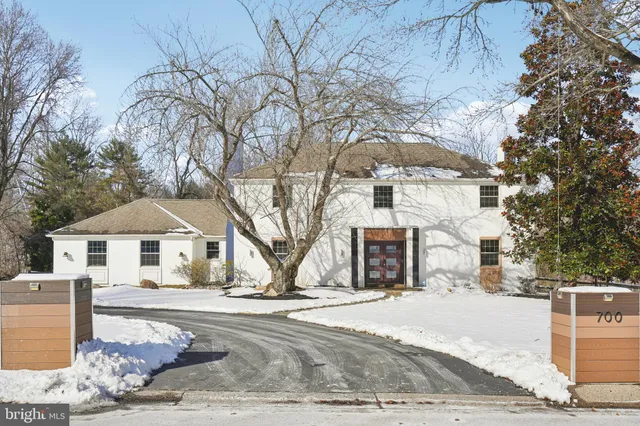 $1,625,000 | 700 Cp Wds Road, Villanova, PA 19085