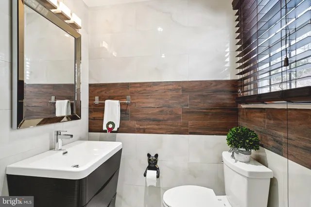 $1,625,000 | 700 Cp Wds Road, Villanova, PA 19085