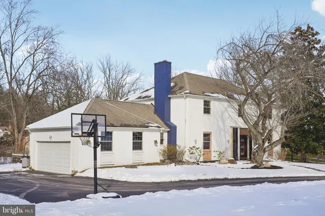 $1,625,000 | 700 Cp Wds Road, Villanova, PA 19085