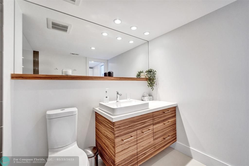 1523 East Hillsboro Boulevard, Unit 1031 Deerfield Beach, FL 33441 - Photo 35 of 78