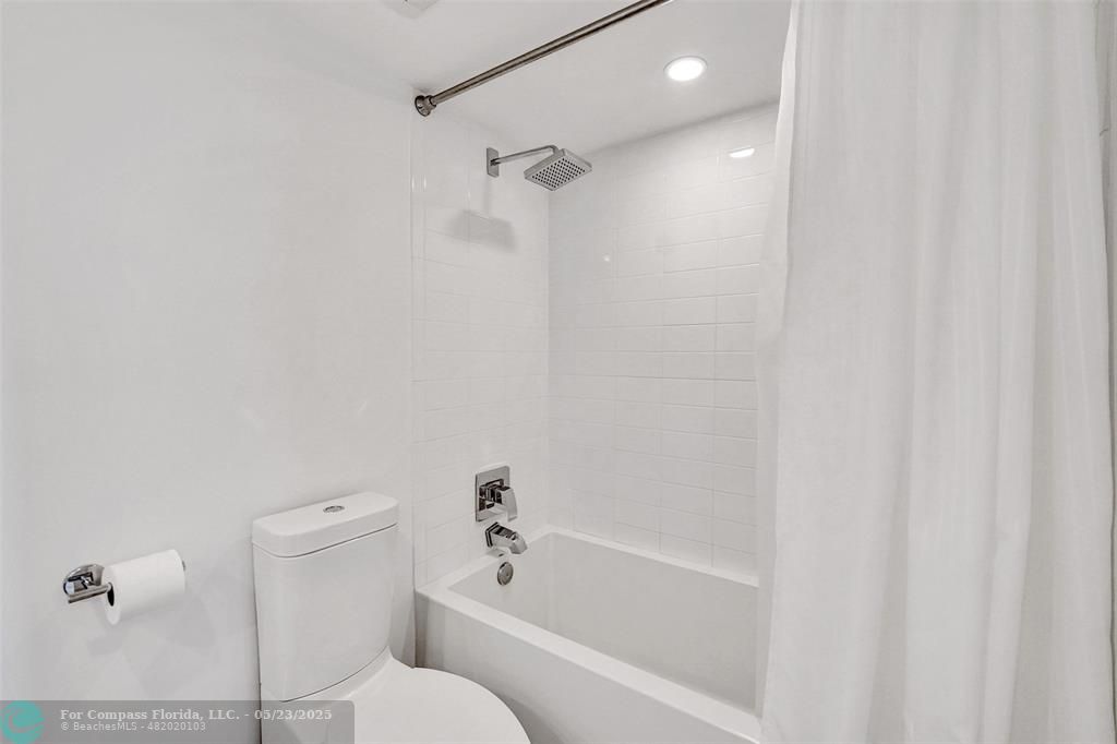1523 East Hillsboro Boulevard, Unit 1031 Deerfield Beach, FL 33441 - Photo 49 of 78
