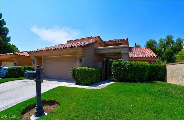 $2,975 | 4911 Mission Bay Drive, Las Vegas, NV 89113