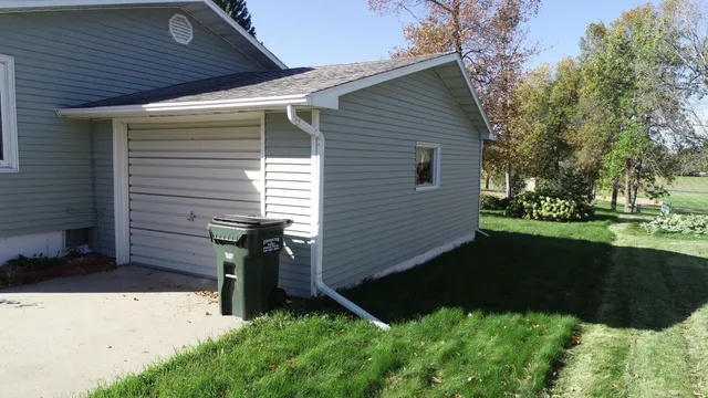 $159,000 | 324 10th Avenue Southeast, Elbow Lake, MN 56531