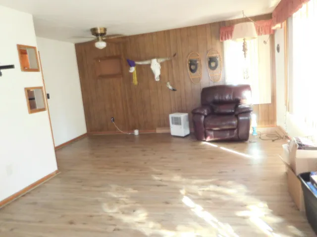 $159,000 | 324 10th Avenue Southeast, Elbow Lake, MN 56531