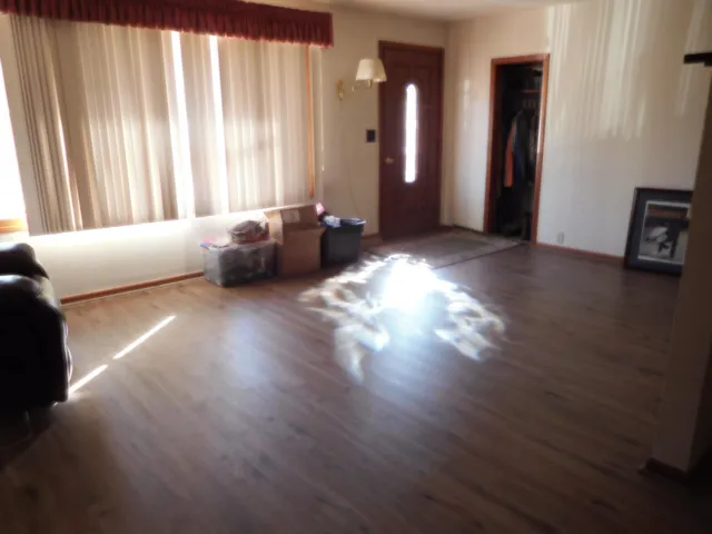 $159,000 | 324 10th Avenue Southeast, Elbow Lake, MN 56531