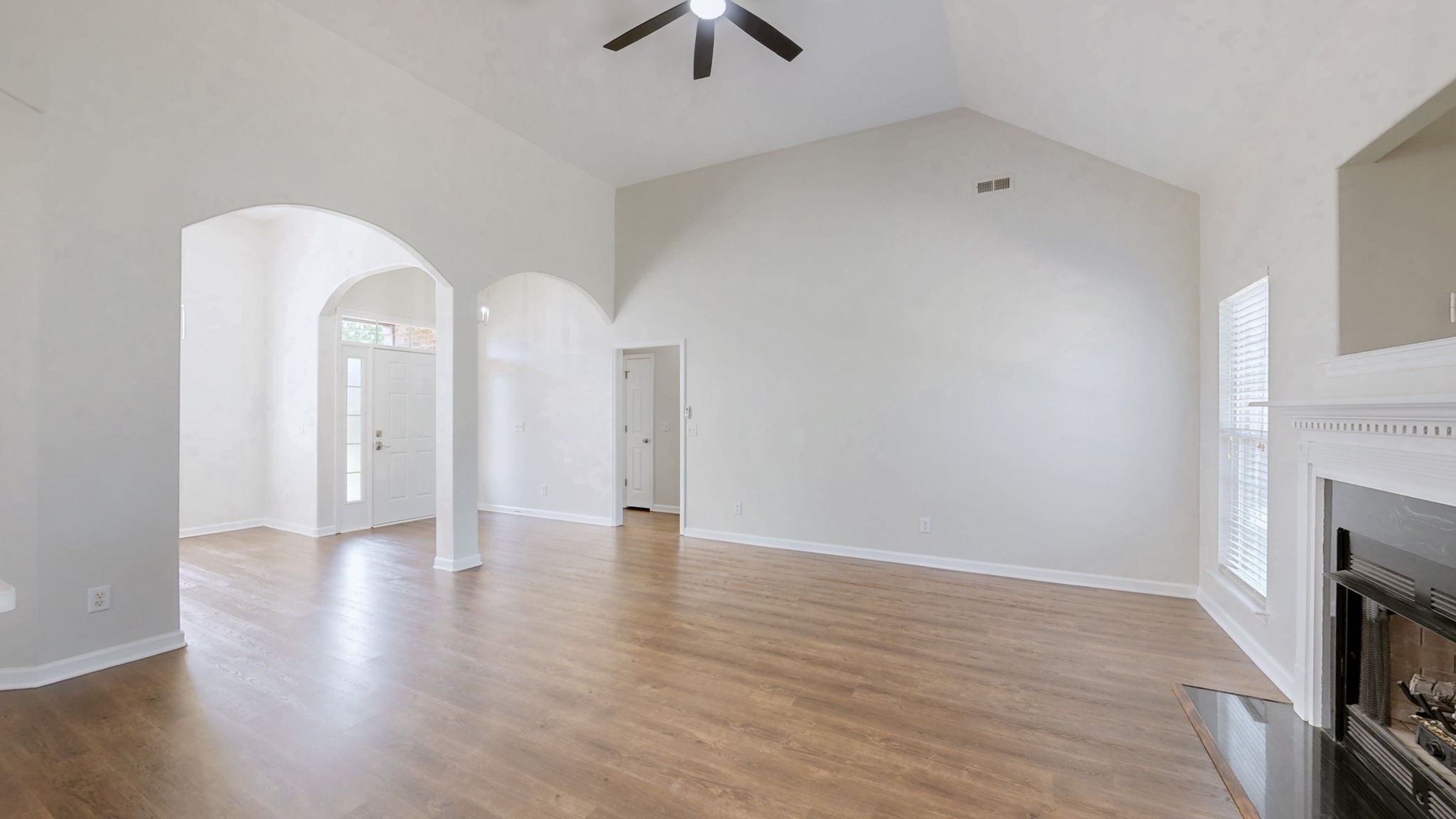 2014 Patrick Way Spring Hill, TN 37174 - Photo 11 of 38 Gallery Image 11