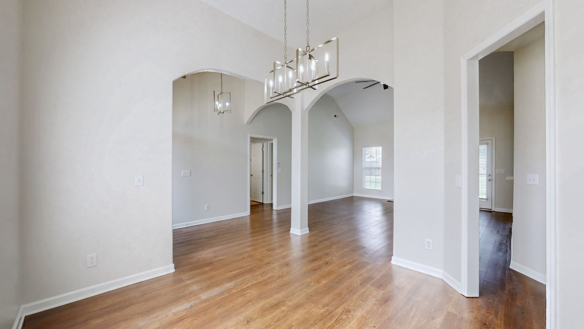 2014 Patrick Way Spring Hill, TN 37174 - Photo 10 of 38 Gallery Image 10