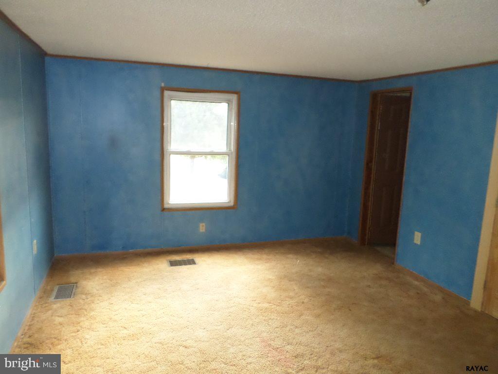 1240 Witmer Road York, PA 17406 - Photo 8 of 16 Gallery Image 8