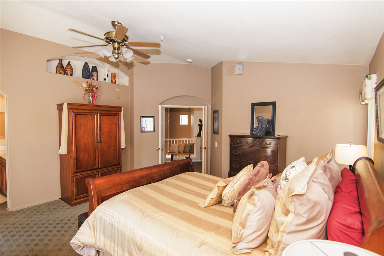 9391 Michelle Court Spring Valley, CA 91977 - Photo 12 of 25 Gallery Image 12
